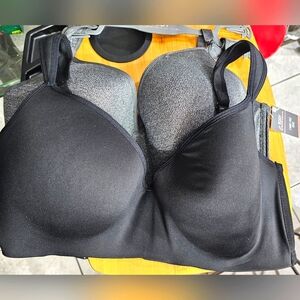 2 Wire-Fred Embrace Body Bras 42D